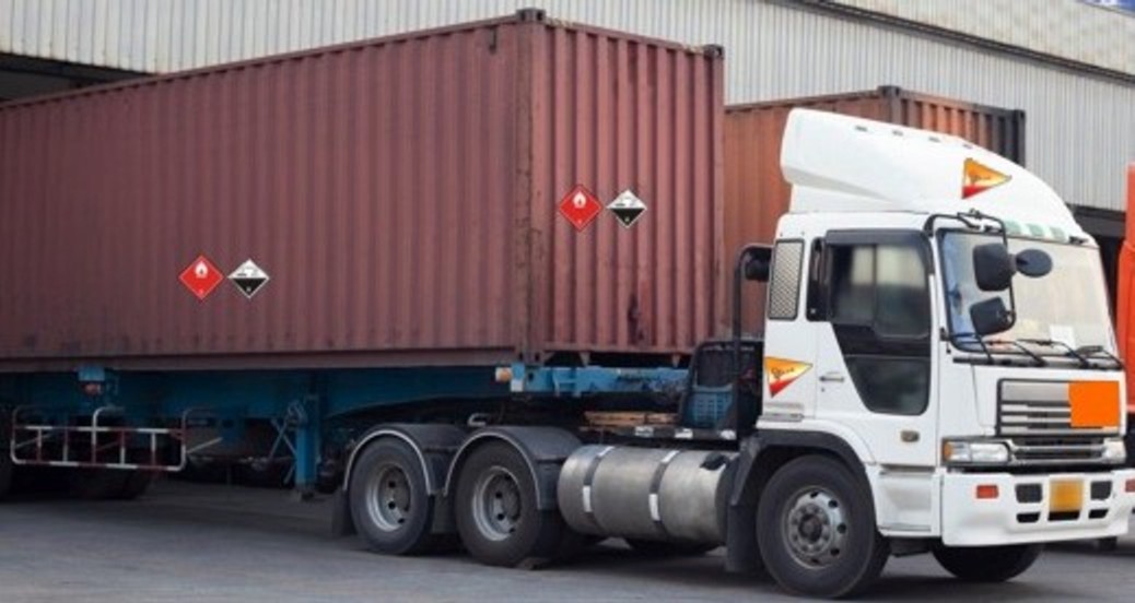 Transport de conteneur